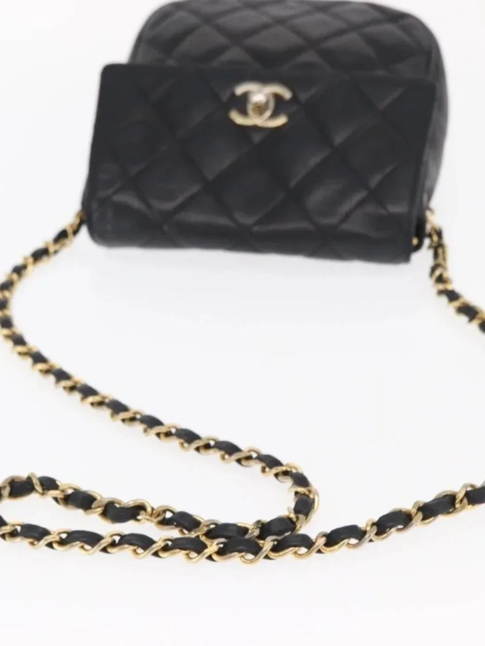 CHANEL brand	chanel color	black